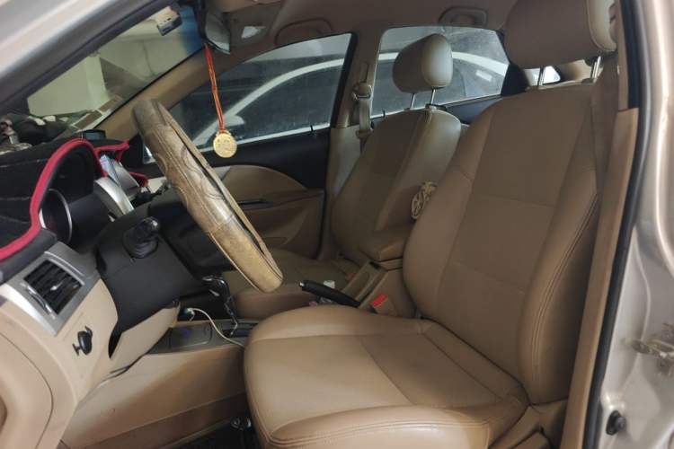 Used Buick Excelle 2013 1.5L Automatic Classic Model Left Front Seat