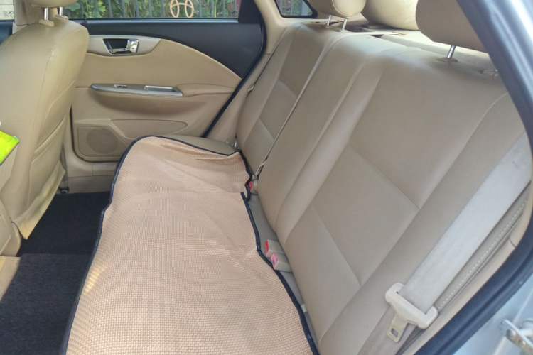 Used Buick Excelle 2013 1.5L Automatic Classic Model Left Rear Seat