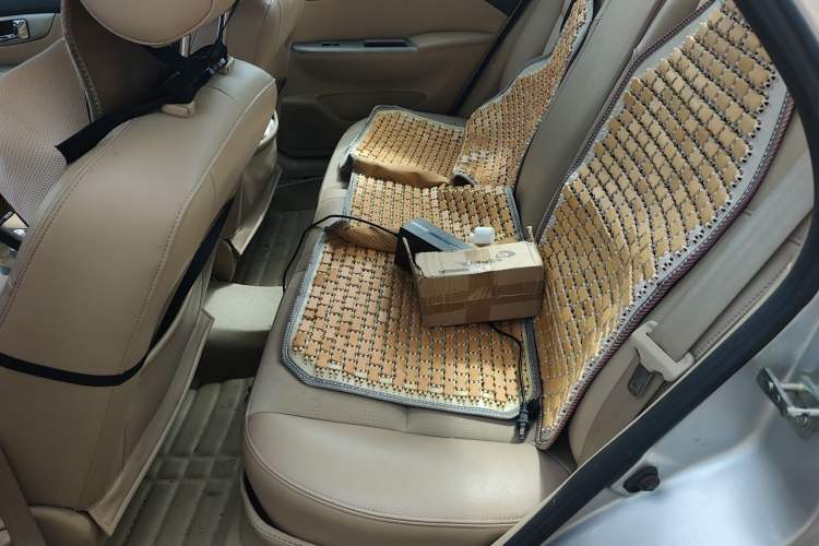 Used Buick Excelle 2013 1.5L Manual Classic Model Left Rear Seat