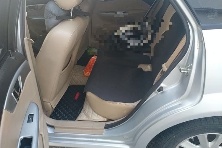 Used Buick Excelle 2013 1.5L Manual Luxury Model Left Rear Seat