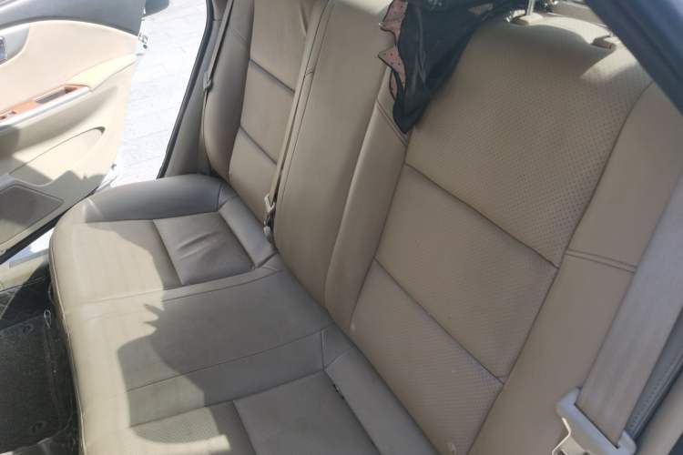 Used Buick Excelle 2013 1.5L Manual Luxury Model Left Rear Seat