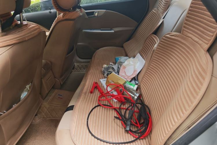 Used Buick Excelle 2013 1.5L Automatic Classic Model Left Rear Seat