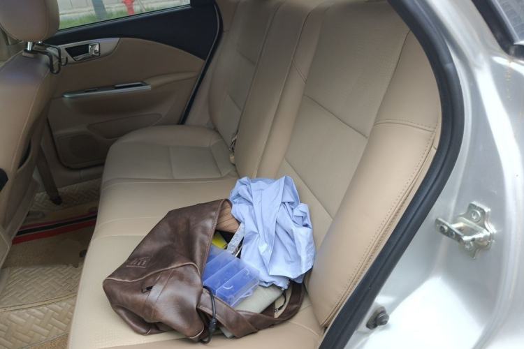Used Buick Excelle 2013 1.5L Automatic Classic Model Left Rear Seat