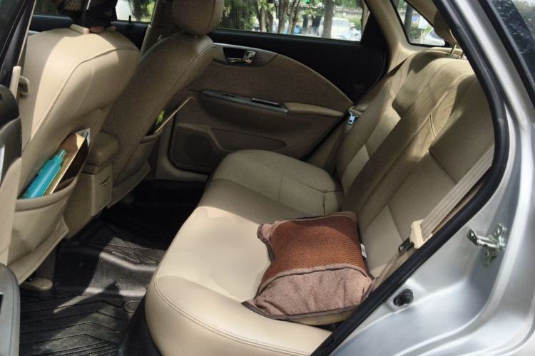 Used Buick Excelle 2013 1.5L Automatic Classic Model Left Rear Seat