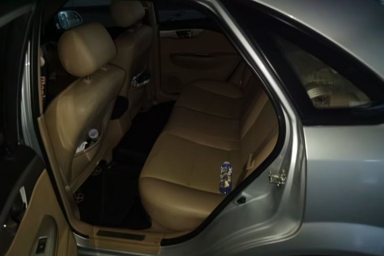 Used Buick Excelle 2013 1.5L Automatic Classic Model Left Rear Seat