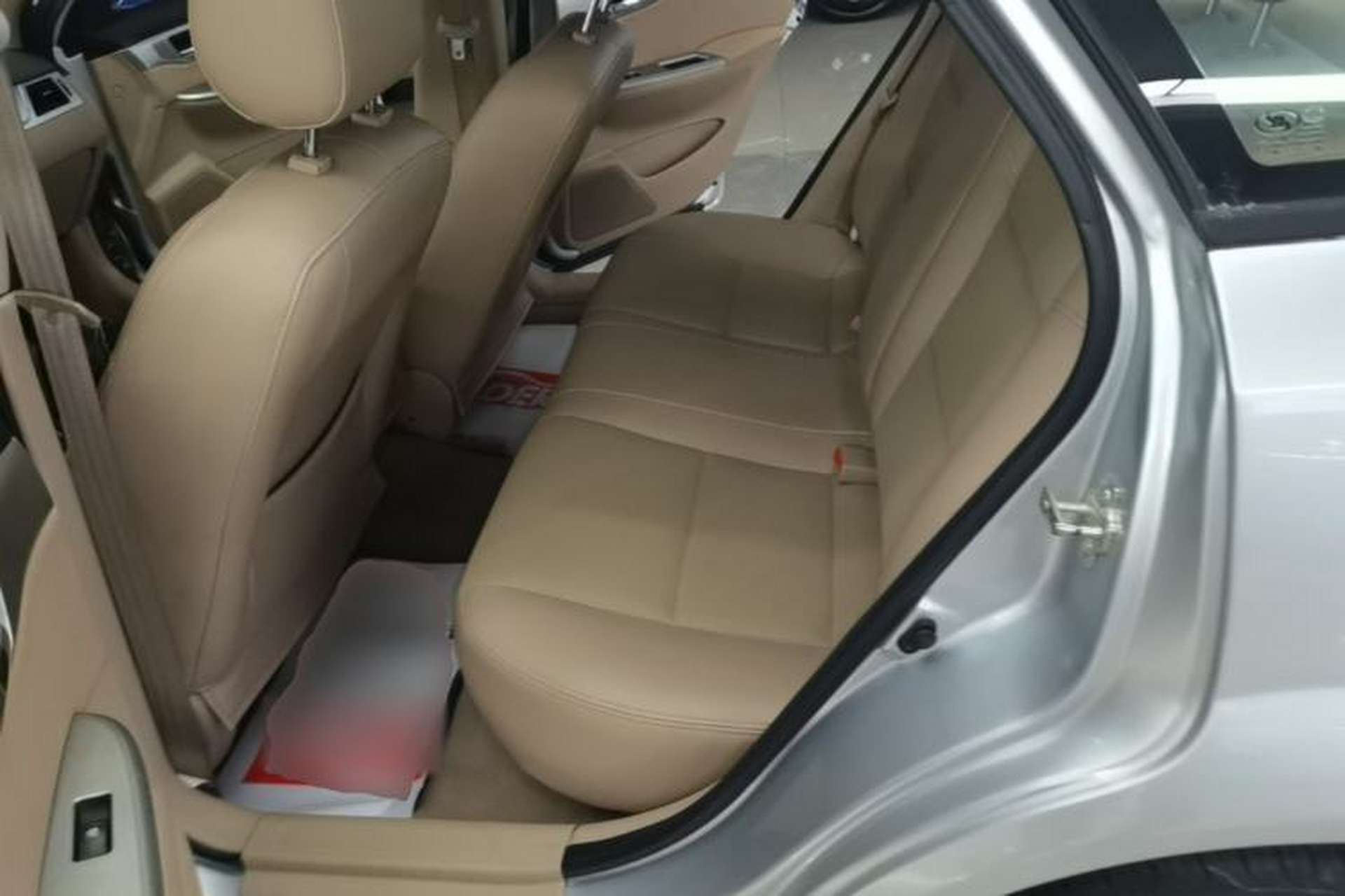 Used Buick Excelle 2013 1.5L Automatic Classic Model Left Rear Seat