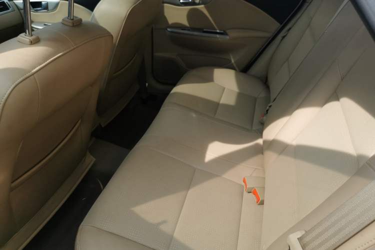 Used Buick Excelle 2013 1.5L Manual Classic Model Left Rear Seat