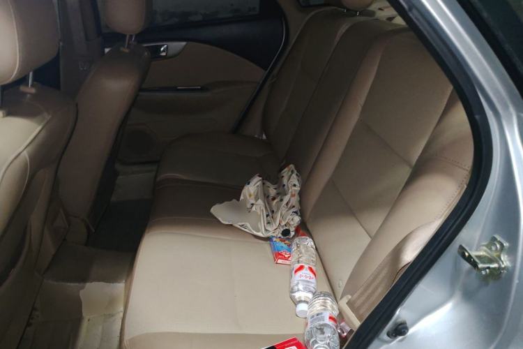 Used Buick Excelle 2013 1.5L Automatic Classic Model Left Rear Seat