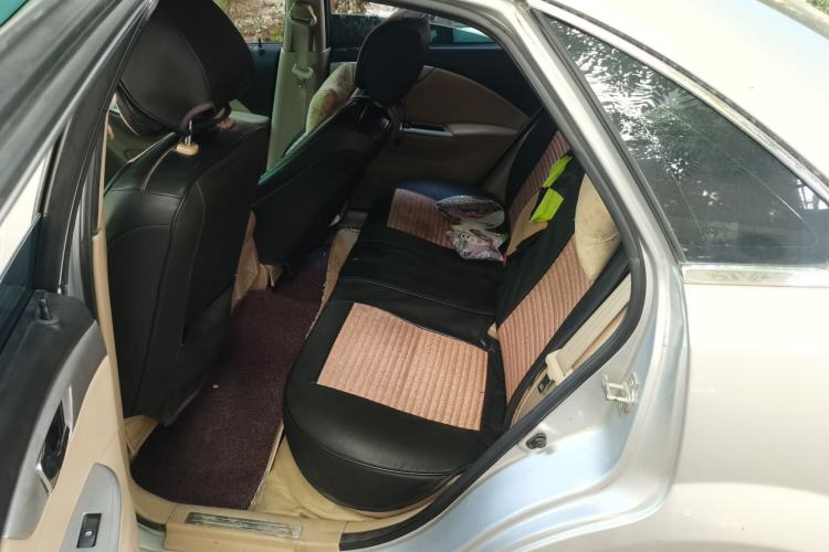 Used Buick Excelle 2013 1.5L Automatic Classic Model Left Rear Seat