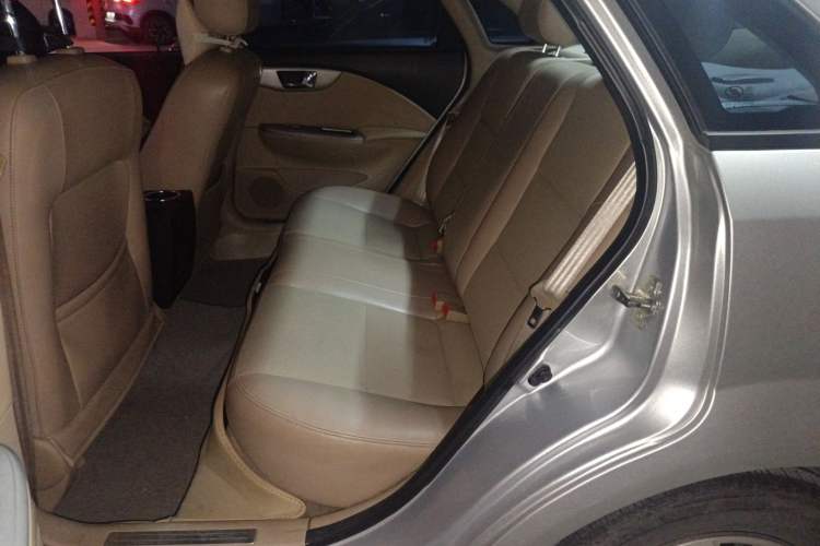 Used Buick Excelle 2013 1.5L Manual Classic Model Left Rear Seat