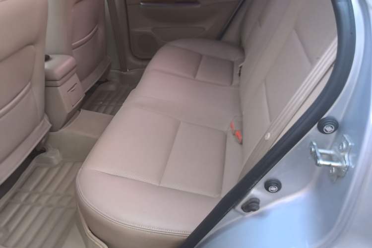 Used Buick Excelle 2013 1.5L Automatic Luxury Model Left Rear Seat