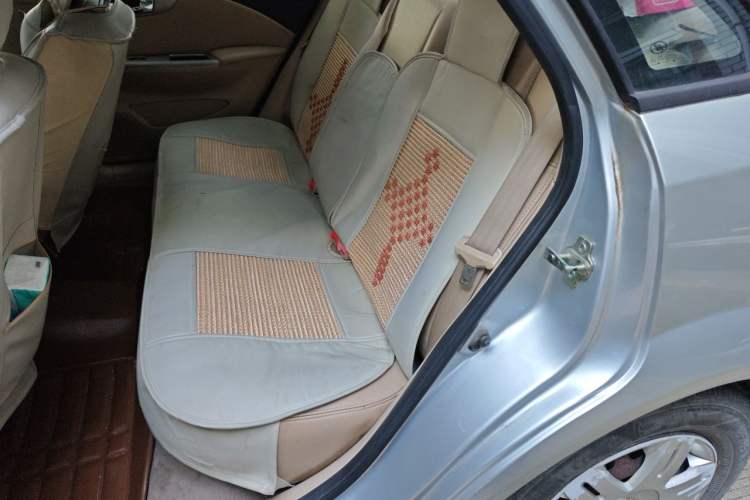 Used Buick Excelle 2013 1.5L Manual Classic Model Left Rear Seat