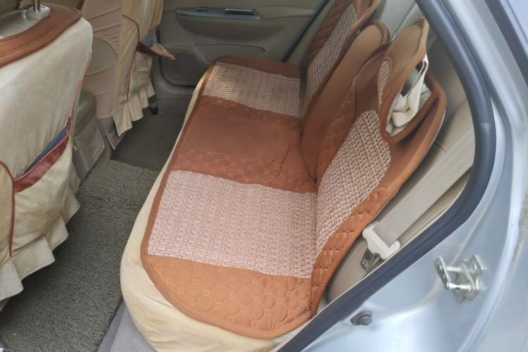 Used Buick Excelle 2013 1.5L Automatic Classic Model Left Rear Seat
