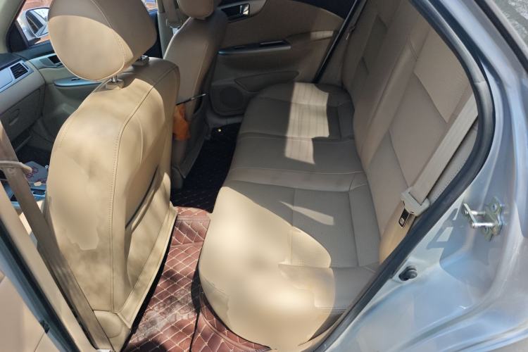 Used Buick Excelle 2013 1.5L Automatic Classic Model Left Rear Seat