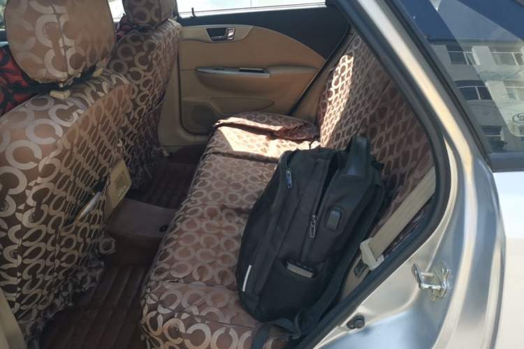 Used Buick Excelle 2013 1.5L Manual Classic Model Left Rear Seat