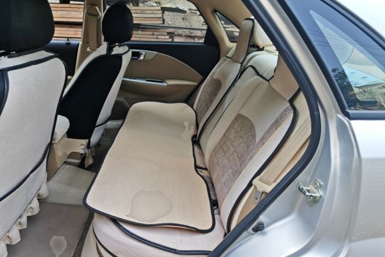 Used Buick Excelle 2013 1.5L Manual Classic Model Left Rear Seat
