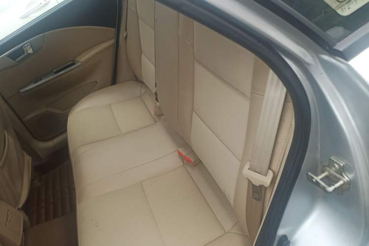 Used Buick Excelle 2013 1.5L Automatic Classic Model Left Rear Seat
