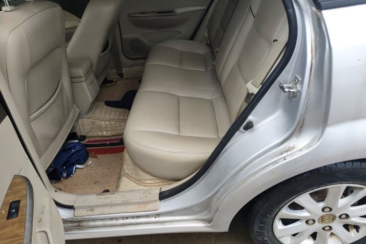 Used Buick Excelle 2013 1.5L Manual Classic Model Left Rear Seat