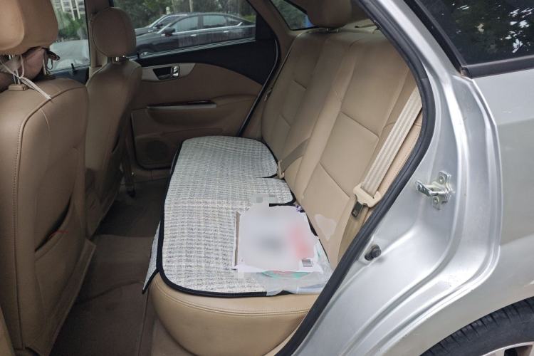 Used Buick Excelle 2013 1.5L Automatic Luxury Model Left Rear Seat