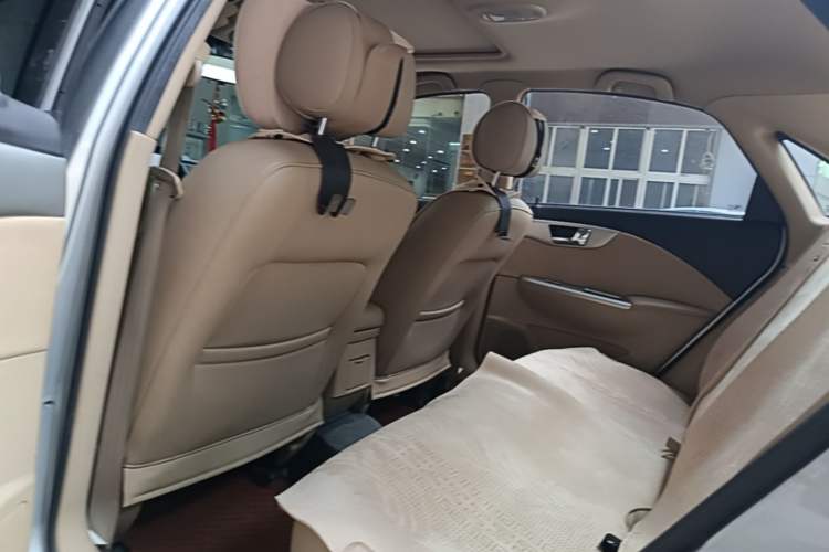 Used Buick Excelle 2013 1.5L Manual Classic Model Left Rear Seat