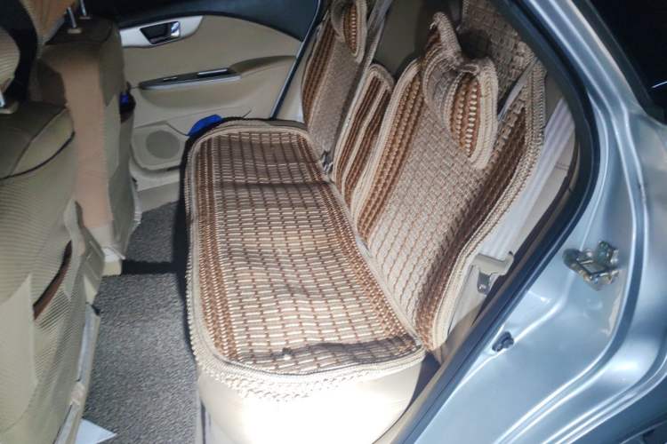 Used Buick Excelle 2013 1.5L Manual Classic Model Left Rear Seat