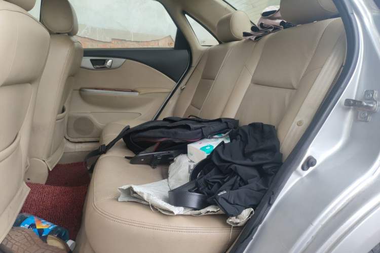 Used Buick Excelle 2013 1.5L Manual Luxury Model Left Rear Seat