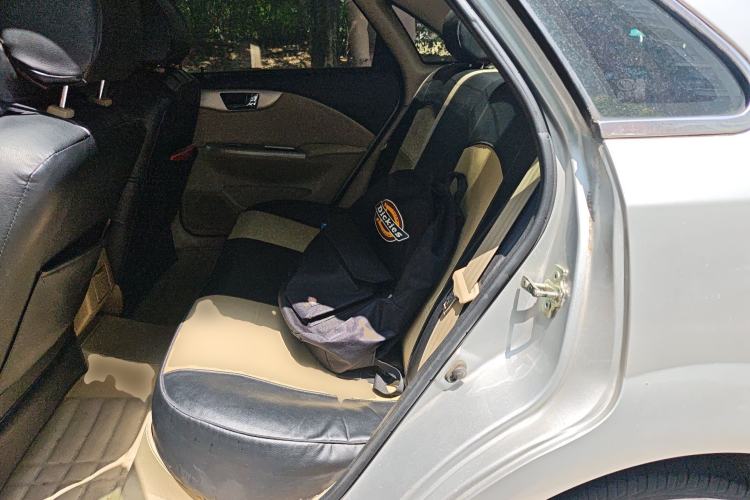 Used Buick Excelle 2013 1.5L Manual Classic Model Left Rear Seat