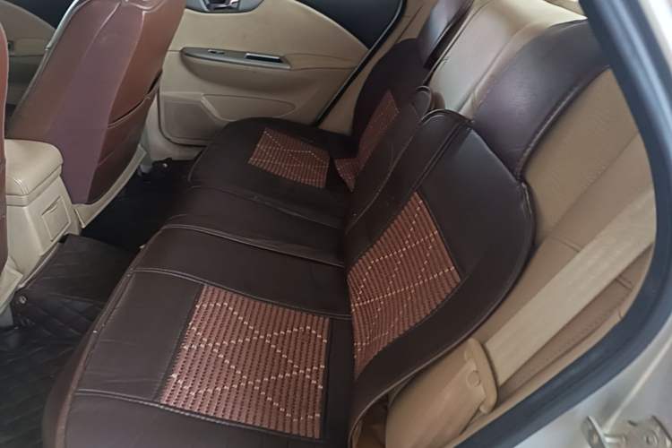 Used Buick Excelle 2013 1.5L Automatic Classic Model Left Rear Seat