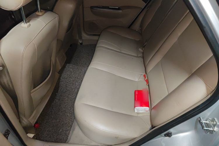 Used Buick Excelle 2013 1.5L Automatic Classic Model Left Rear Seat