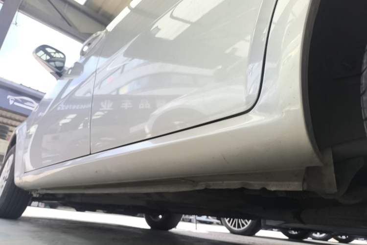 Used Buick Excelle 2013 1.5L Automatic Classic Model Left Side Sill