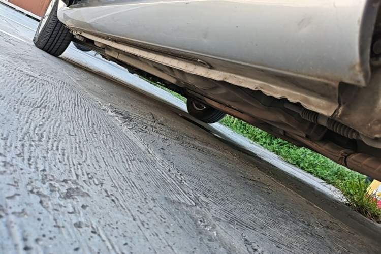 Used Buick Excelle 2013 1.5L Manual Classic Model Left Side Sill