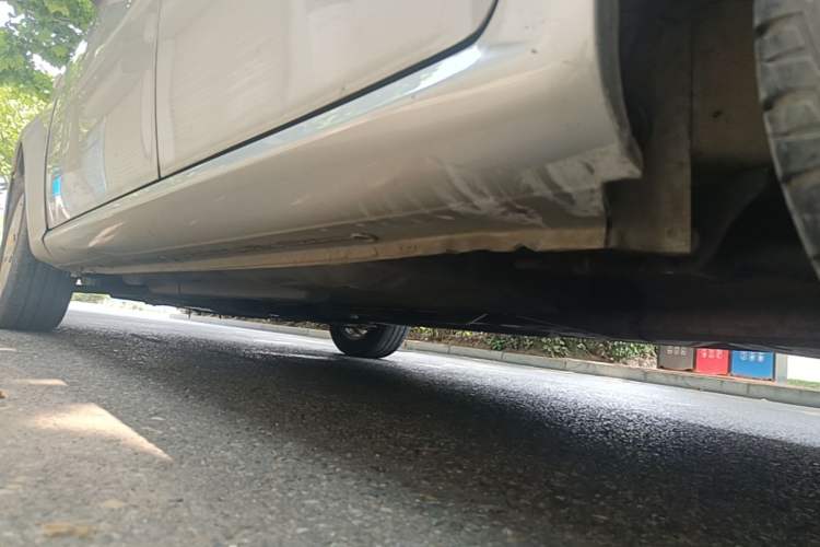 Used Buick Excelle 2013 1.5L Manual Classic Model Left Side Sill