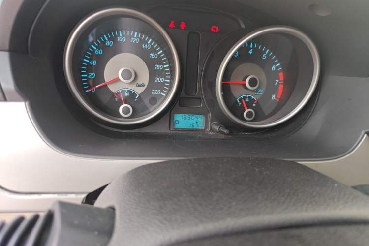 Used Buick Excelle 2013 1.5L Automatic Classic Model Odometer Close Up