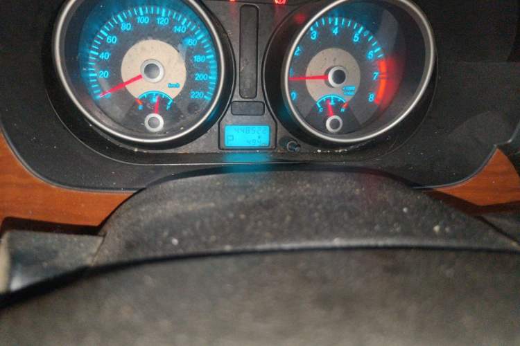 Used Buick Excelle 2013 1.5L Automatic Luxury Model Odometer Close Up