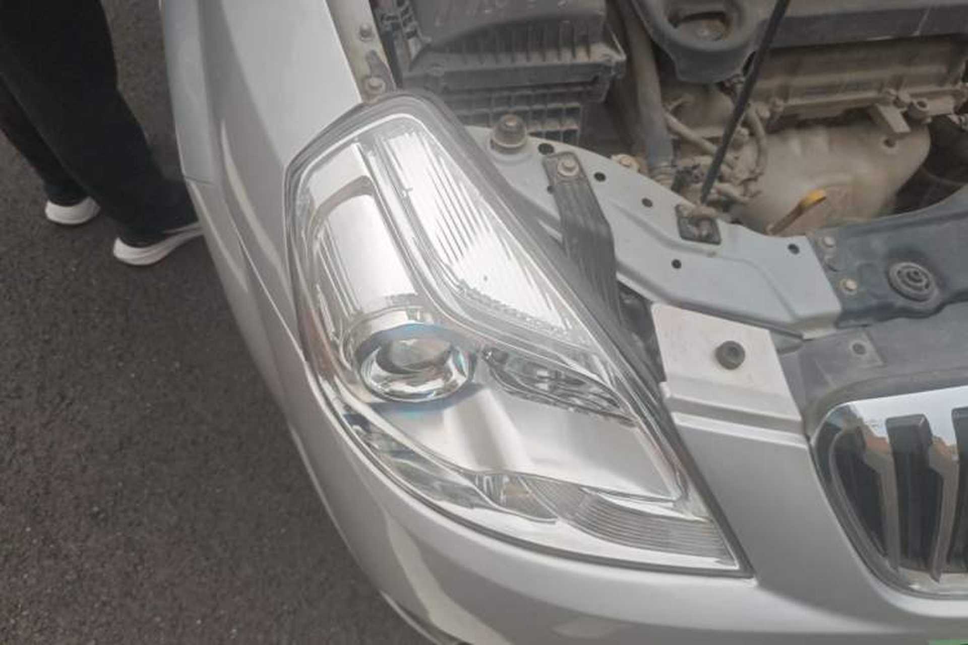 Used Buick Excelle 2013 1.5L Manual Luxury Model Right Front Headlight
