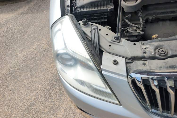 Used Buick Excelle 2013 1.5L Manual Classic Model Right Front Headlight