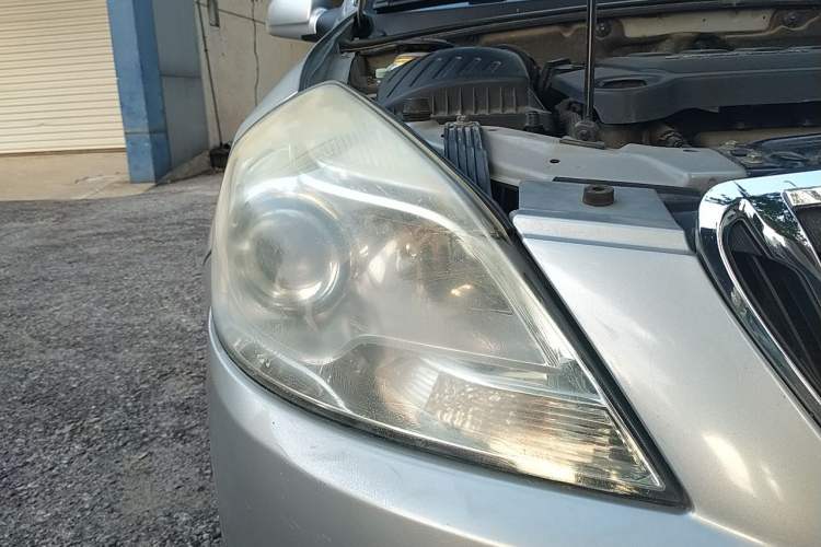 Used Buick Excelle 2013 1.5L Manual Luxury Model Right Front Headlight