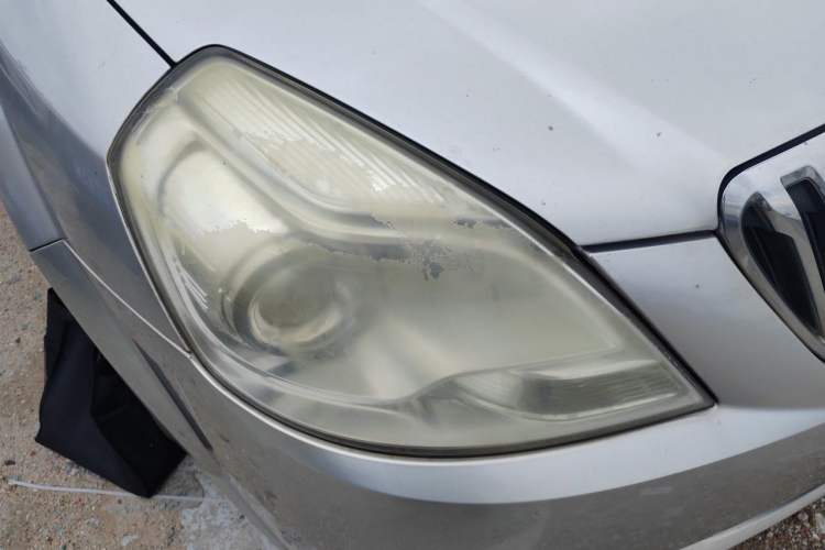 Used Buick Excelle 2013 1.5L Manual Luxury Model Right Front Headlight