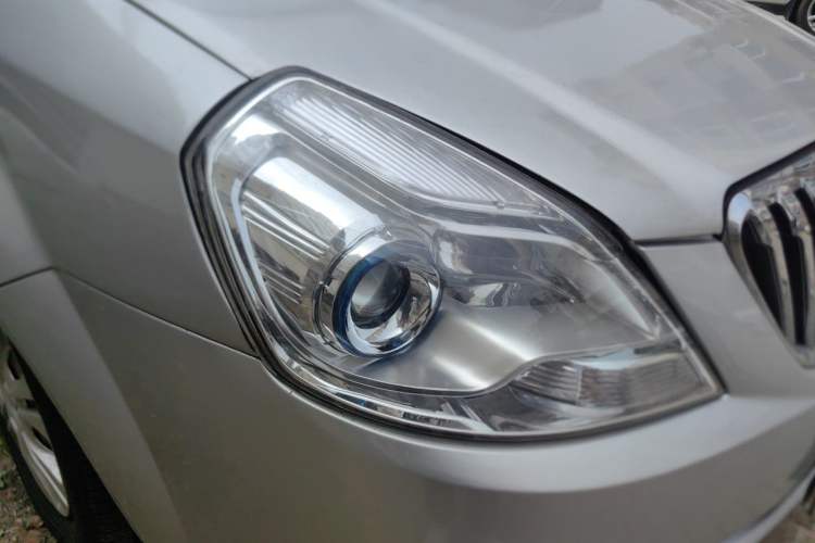 Used Buick Excelle 2013 1.5L Manual Classic Model Right Front Headlight