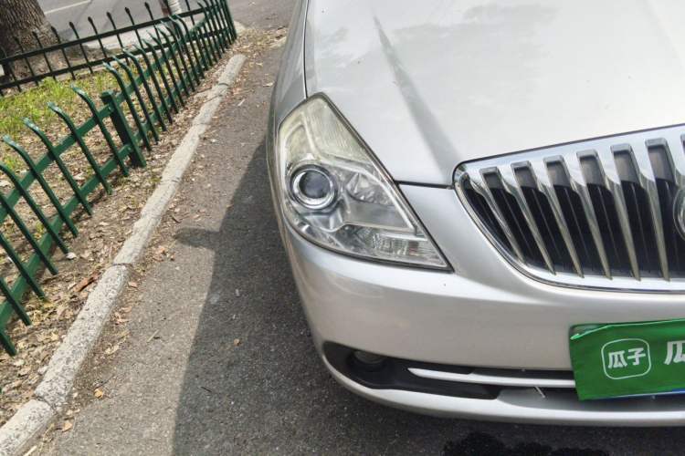 Used Buick Excelle 2013 1.5L Automatic Classic Model Right Front Headlight