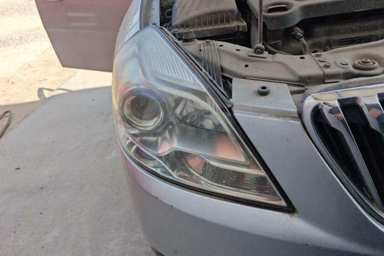 Used Buick Excelle 2013 1.5L Manual Luxury Model Right Front Headlight