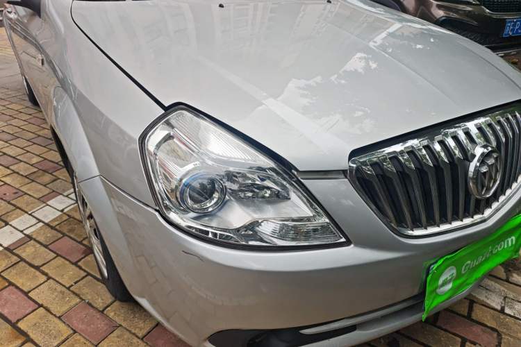 Used Buick Excelle 2013 1.5L Automatic Classic Model Right Front Headlight