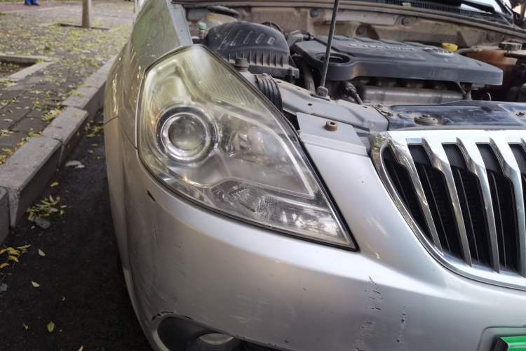 Used Buick Excelle 2013 1.5L Manual Classic Model Right Front Headlight
