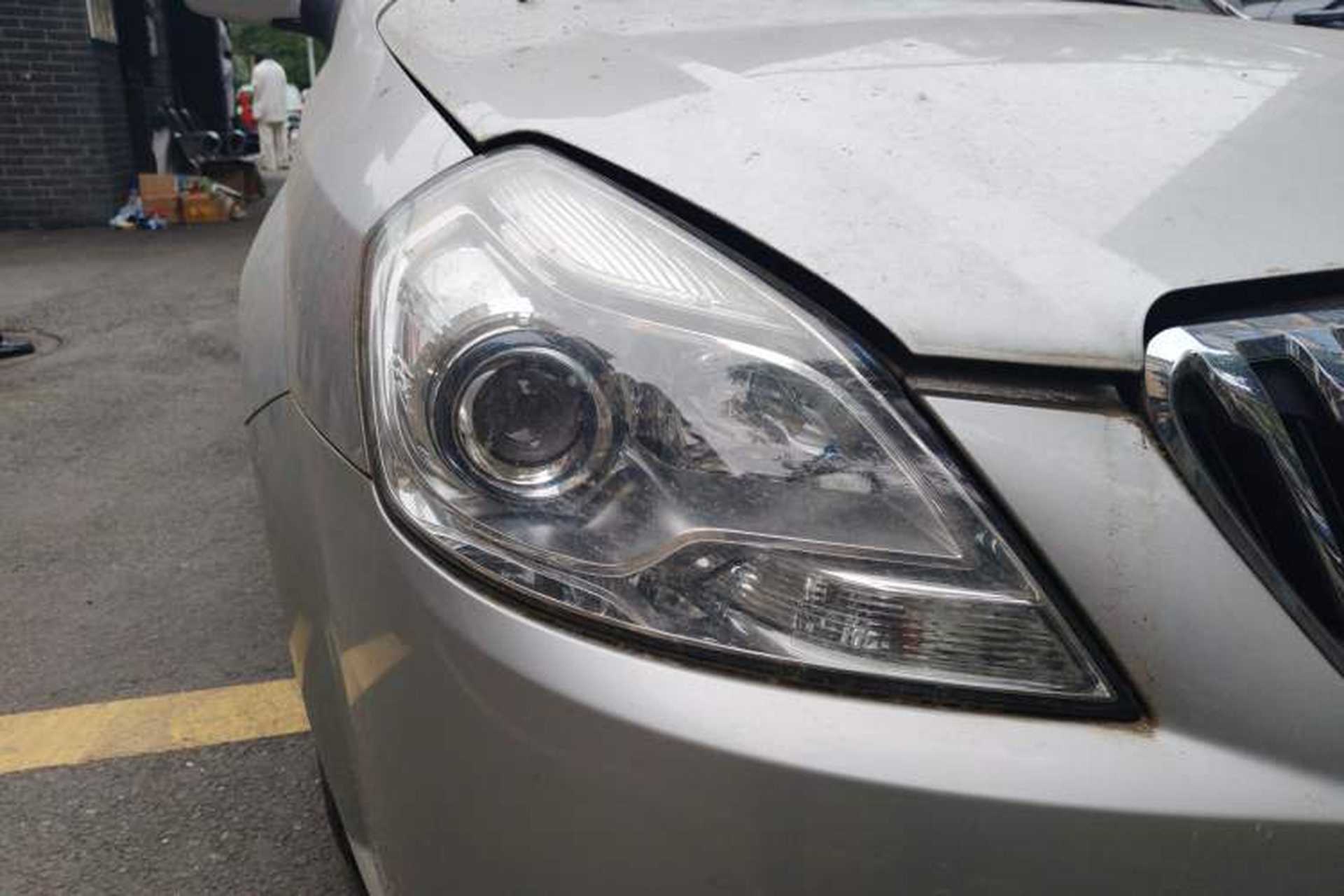 Used Buick Excelle 2013 1.5L Automatic Classic Model Right Front Headlight