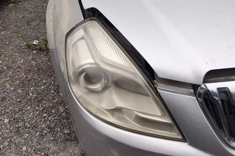 Used Buick Excelle 2013 1.5L Manual Classic Model Right Front Headlight