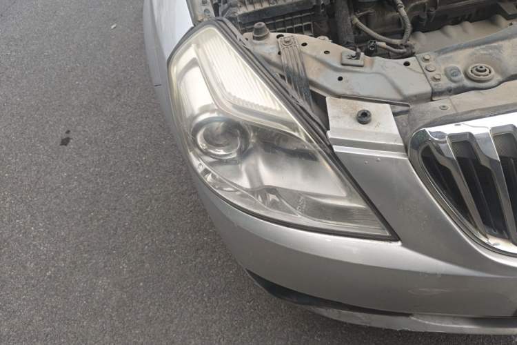 Used Buick Excelle 2013 1.5L Manual Luxury Model Right Front Headlight