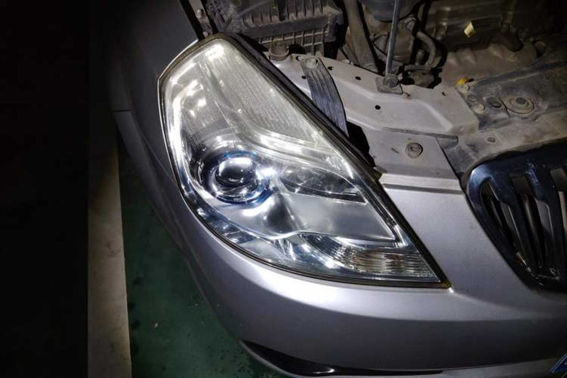 Used Buick Excelle 2013 1.5L Manual Classic Model Right Front Headlight