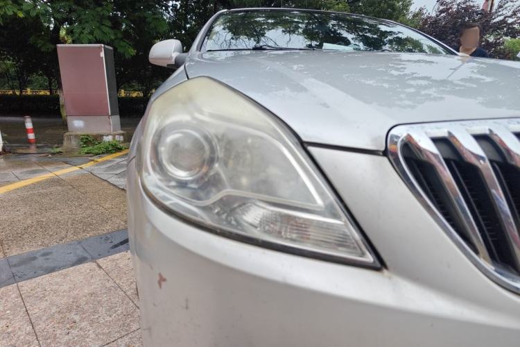 Used Buick Excelle 2013 1.5L Automatic Classic Model Right Front Headlight