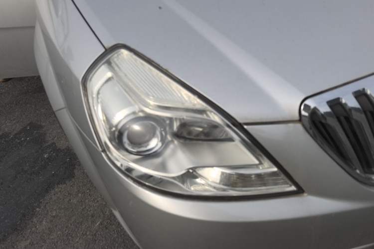 Used Buick Excelle 2013 1.5L Manual Luxury Model Right Front Headlight
