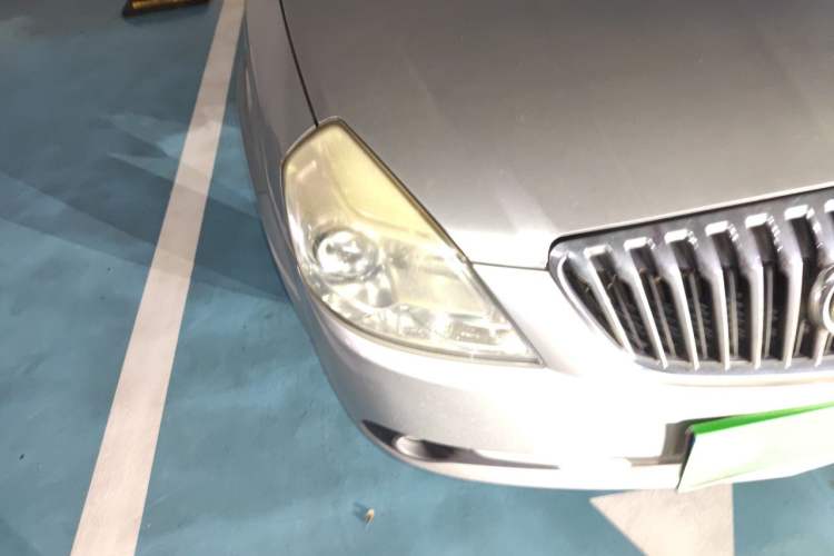 Used Buick Excelle 2013 1.5L Automatic Classic Model Right Front Headlight